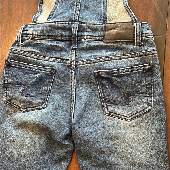 Silver jeans Girls Blue Denim Overalls - Picture 6 of 6